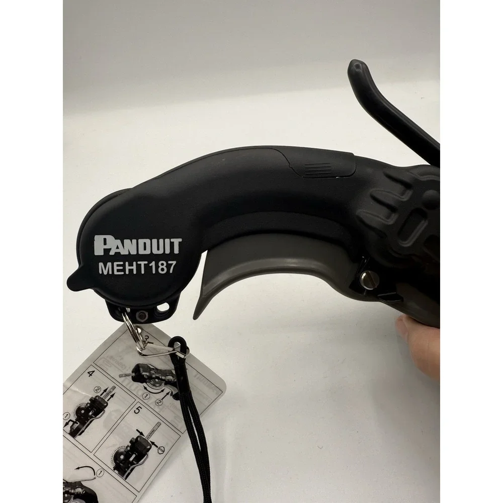 Panduit MEHT187 Embossing Hand Tool, On-Site Marking w/ Case, Tags &‎ Wire EUC